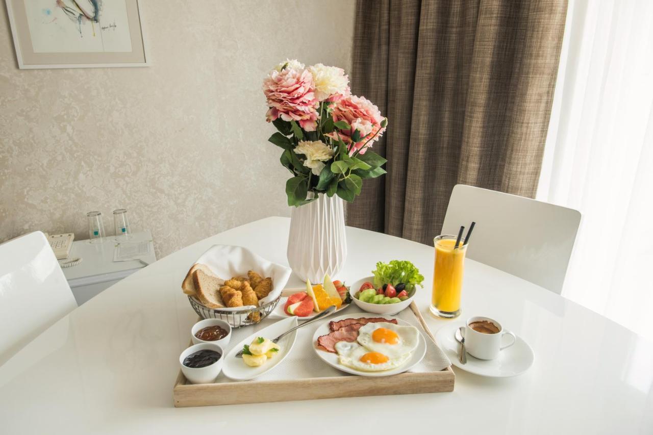 Dunav Plaza Hotel รูเซ ภายนอก รูปภาพ